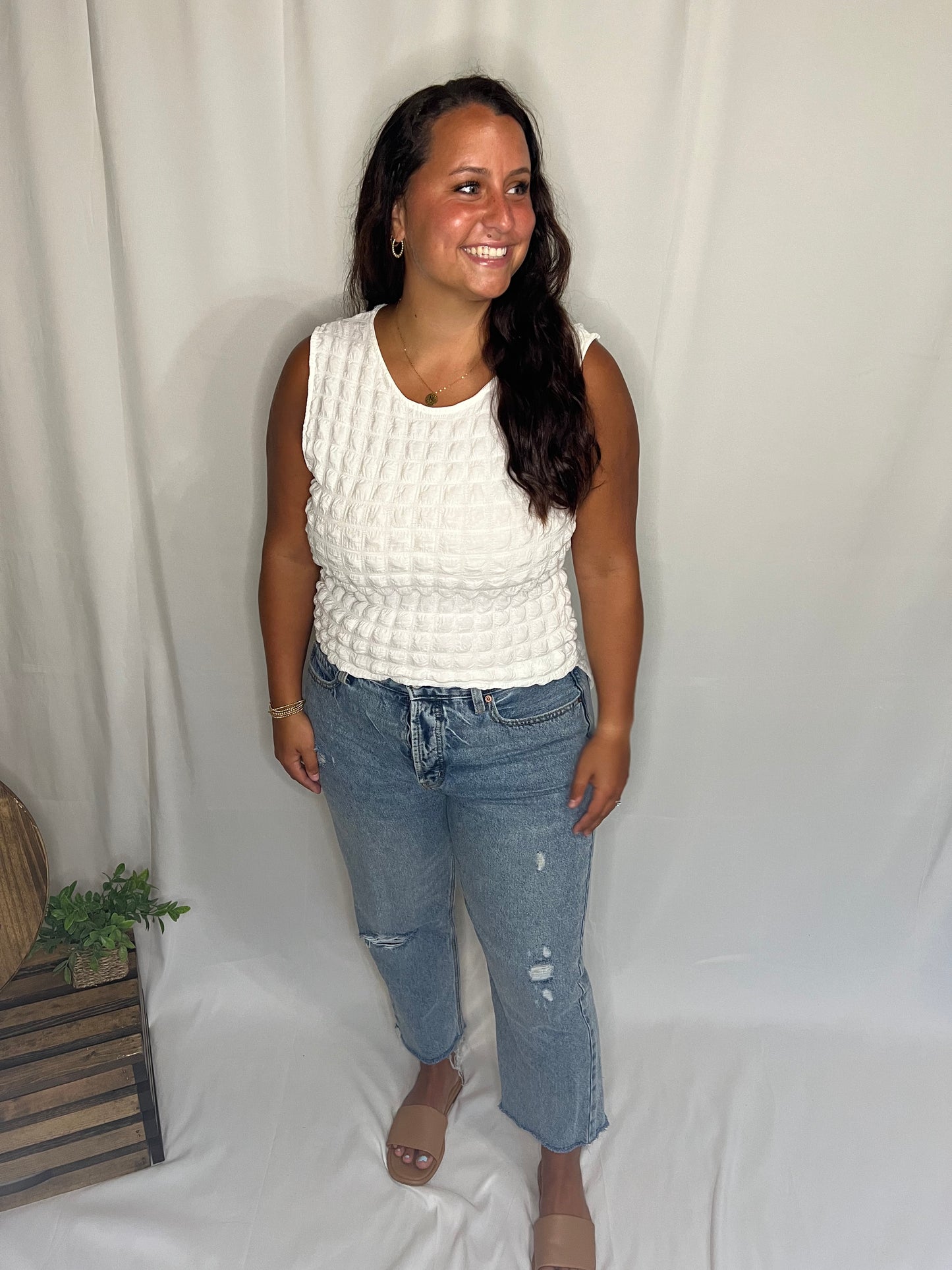 White Bubble Tank